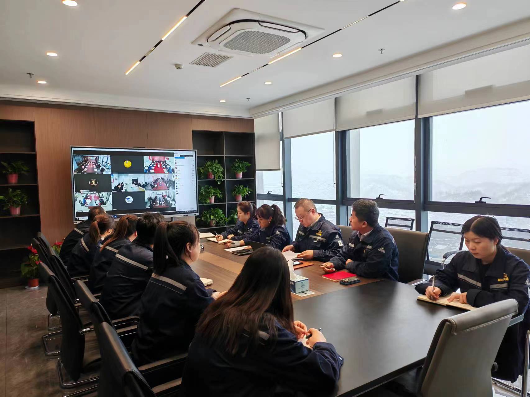 抓安全強(qiáng)管理，保安全促經(jīng)營--蘭州裕隆氣體股份有限公司2024安全管理工作專題會議